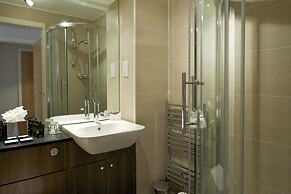 The Knight Residence Apartments by Mansley