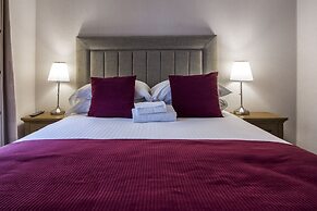 The Knight Residence Apartments by Mansley