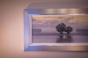 The Knight Residence Apartments by Mansley