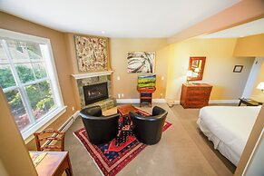 Inn at Occidental