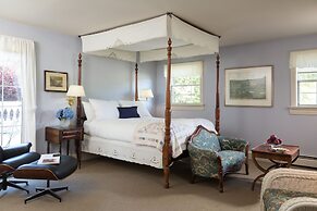 Inn at Occidental