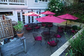 Inn at Occidental