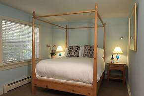 Inn at Occidental