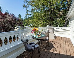Inn at Occidental
