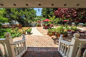 Inn at Occidental