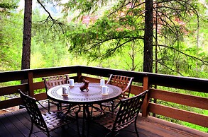 Junipine Resort