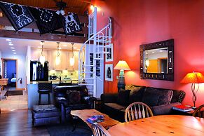 Junipine Resort