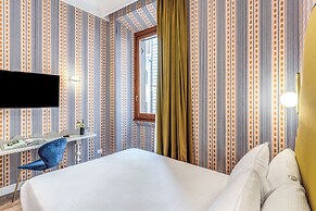 Townhouse Condotti 29