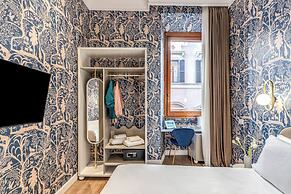 Townhouse Condotti 29