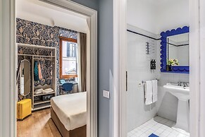 Townhouse Condotti 29