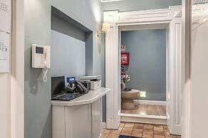 Townhouse Condotti 29