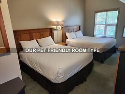 Waterton Lakes Lodge Resort