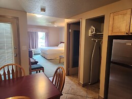 Waterton Lakes Lodge Resort