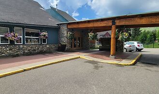 Waterton Lakes Lodge Resort