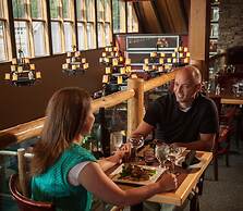 Waterton Lakes Lodge Resort