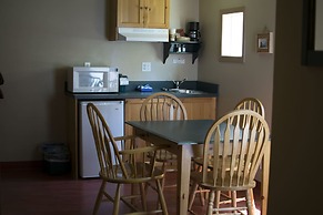 Waterton Lakes Lodge Resort