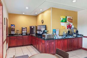 Quality Inn & Suites Wichita Falls I-44