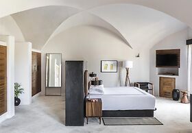 Thompson Zihuatanejo, A Beach Resort, by Hyatt