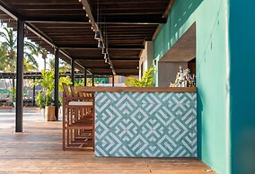 Thompson Zihuatanejo, A Beach Resort, by Hyatt