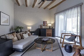 Thompson Zihuatanejo, A Beach Resort, by Hyatt