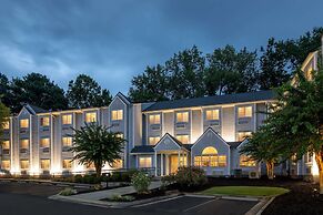 Microtel Inn & Suites by Wyndham Atlanta/Buckhead Area