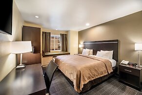 Quality Inn & Suites near NAS Fallon