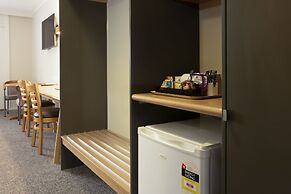 Posthouse MotorLodge