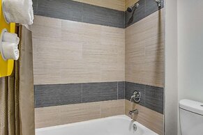 Motel 6 Norcross, GA