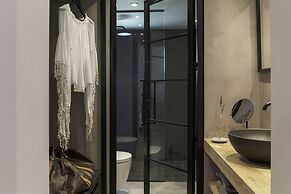 Minos Beach Art Hotel, a Member of Design Hotels