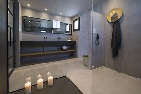 Minos Beach Art Hotel, a Member of Design Hotels