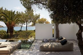 Minos Beach Art Hotel, a Member of Design Hotels