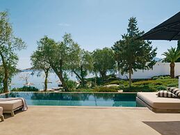 Minos Beach Art Hotel, a Member of Design Hotels