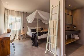 Minos Beach Art Hotel, a Member of Design Hotels