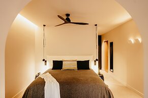 Minos Beach Art Hotel, a Member of Design Hotels