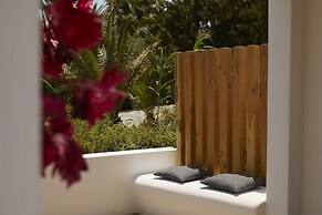 Minos Beach Art Hotel, a Member of Design Hotels
