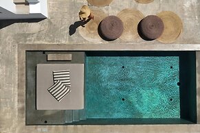 Minos Beach Art Hotel, a Member of Design Hotels