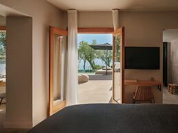 Minos Beach Art Hotel, a Member of Design Hotels