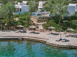 Minos Beach Art Hotel, a Member of Design Hotels