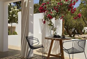 Minos Beach Art Hotel, a Member of Design Hotels