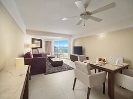 El Cid La Ceiba Beach