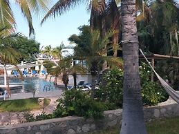 Buena Vista Oceanfront & Hot Springs Resort