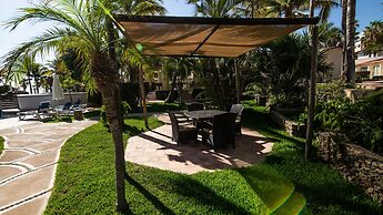 Buena Vista Oceanfront & Hot Springs Resort