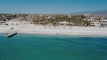 Buena Vista Oceanfront & Hot Springs Resort