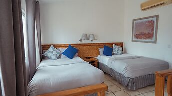 Buena Vista Oceanfront & Hot Springs Resort