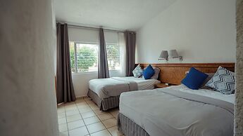 Buena Vista Oceanfront & Hot Springs Resort