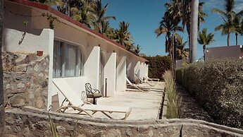 Buena Vista Oceanfront & Hot Springs Resort