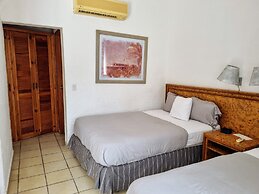 Buena Vista Oceanfront & Hot Springs Resort