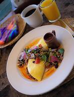 Buena Vista Oceanfront & Hot Springs Resort