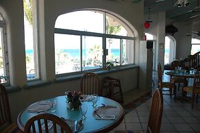 Buena Vista Oceanfront & Hot Springs Resort