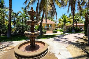 Buena Vista Oceanfront & Hot Springs Resort